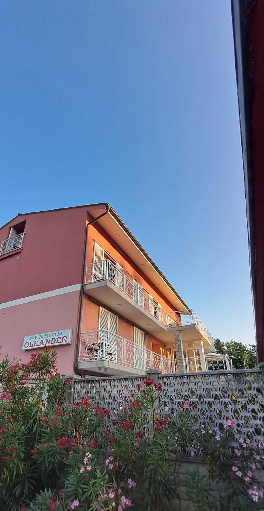 Oleander Rooms Portorož Exteriör bild